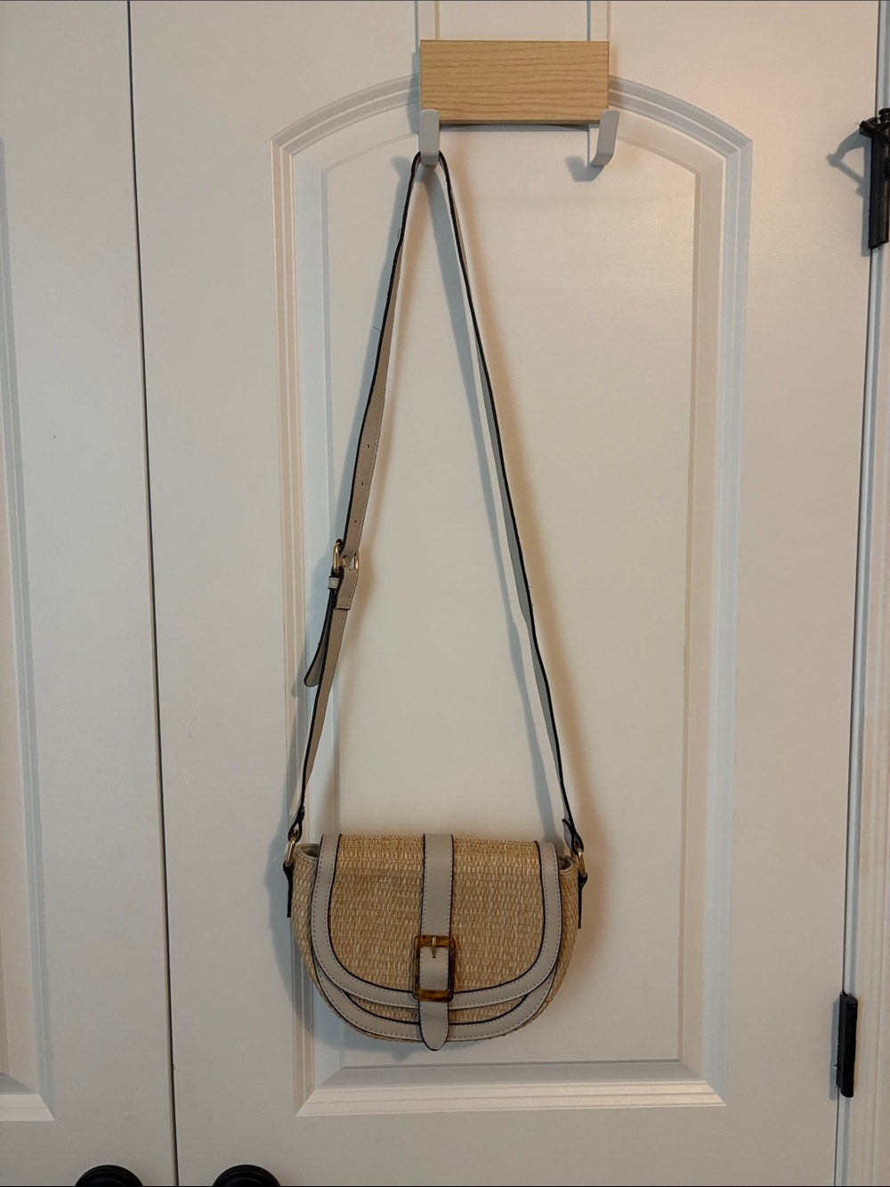 Neutral Woven Crossbody Bag with Cream Trim